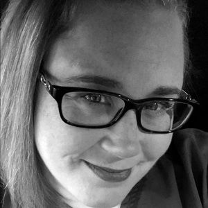 Meet your Posher, Stacey